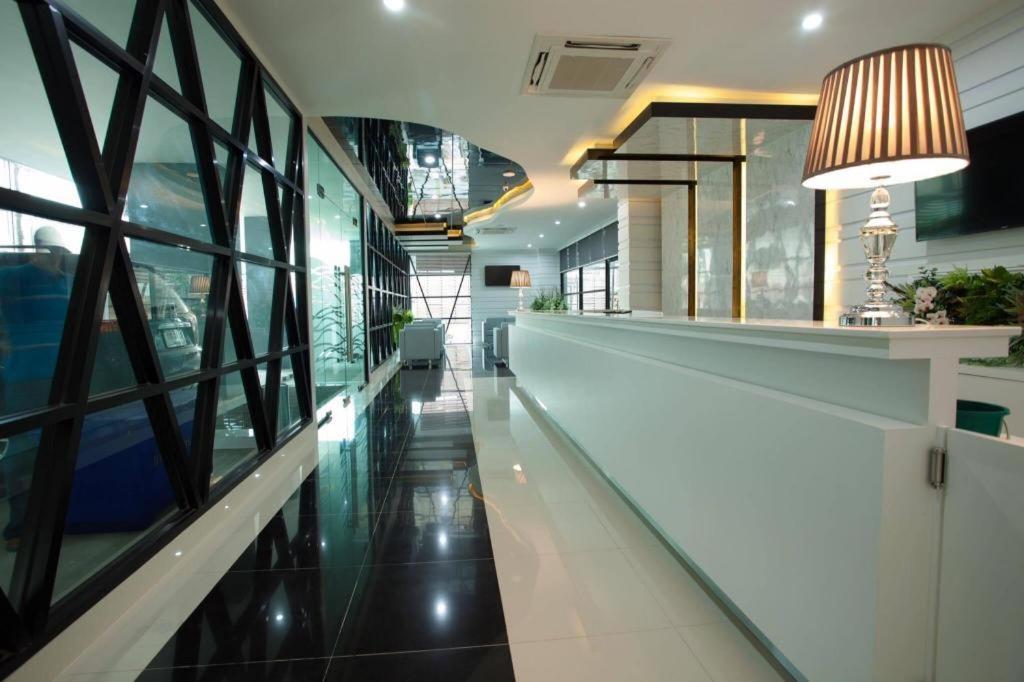 Thanburi Hotel Udon Thani Zewnętrze zdjęcie